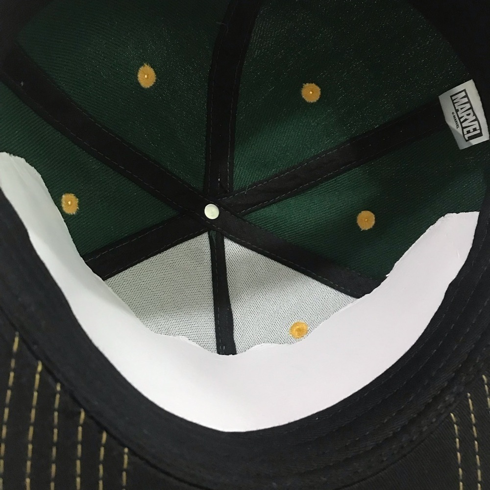 Loki Gold 3D Emblem Flat Rim Hat Green SnapBack Baseball Cap OSFM NEW - Picture 7 of 8